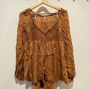 Free People - blouse, rusty brown color.  Fun fall blouse. Fit is loose.
